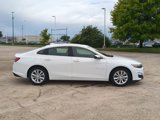 Used 2022 Chevrolet Malibu LT image 2