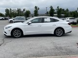 Used 2022 Hyundai Sonata SEL w/ Convenience Package image 4
