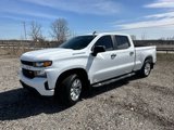 Used 2019 Chevrolet Silverado 1500 Custom image 3