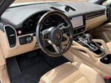 Used 2022 Porsche Cayenne Coupe image 4