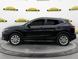 Used 2021 Nissan Rogue Sport SV image 2
