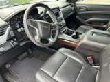 Used 2017 GMC Yukon SLT w/ Premium Edition image 4