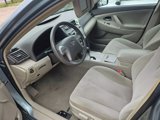 Used 2011 Toyota Camry LE image 2
