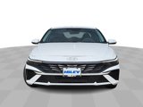 Used 2025 Hyundai Elantra SE w/ Cargo Package image 3