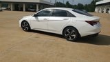 Used 2023 Hyundai Elantra SEL w/ Convenience Package image 6