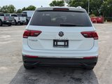 Used 2024 Volkswagen Tiguan SE image 6