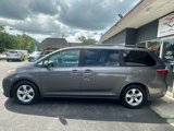 Used 2017 Toyota Sienna LE image 4