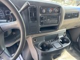 Used 2000 GMC Savana 1500 w/ Marketing Option Pkg 1SB image 6