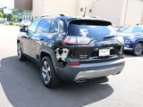 Used 2019 Jeep Cherokee Limited image 2