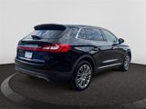 Used 2016 Lincoln MKX Reserve w/ Climate Package image 5