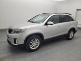 Used 2015 Kia Sorento LX image 2