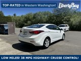 Used 2015 Hyundai Elantra SE image 6