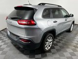 Used 2017 Jeep Cherokee Sport image 5