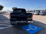 Used 2016 Nissan Frontier SV image 4