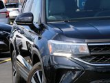 Used 2022 Volkswagen Taos SE w/ IQ.Drive SE Package image 4