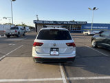 Used 2018 Volkswagen Tiguan SEL image 6