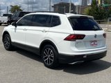 Used 2021 Volkswagen Tiguan SE w/ Panoramic Sunroof Package image 3