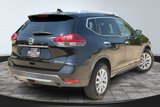 Used 2019 Nissan Rogue SV image 2