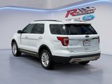 Used 2017 Ford Explorer XLT image 2