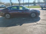 Used 2024 Nissan Altima 2.5 SV image 6