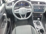 Used 2024 Volkswagen Tiguan SE image 2