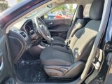 Used 2018 Jeep Compass Sport image 2