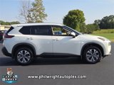 Used 2021 Nissan Rogue SV w/ Premium Package image 2