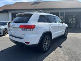 Used 2017 Jeep Grand Cherokee Limited image 5