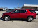 Used 2020 Chevrolet Traverse LT image 3