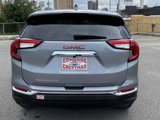 Used 2024 GMC Terrain SLT image 5