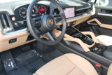 Certified 2025 Porsche Cayenne Coupe image 4