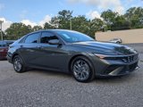 Certified 2024 Hyundai Elantra SE image 2