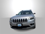 Used 2019 Jeep Cherokee Latitude Plus w/ Cold Weather Group image 3