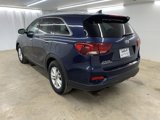 Used 2019 Kia Sorento LX w/ LX Convenience Package image 2