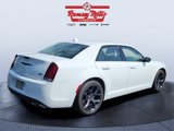 Used 2022 Chrysler 300 Touring w/ Sport Appearance Package image 5