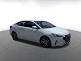 Used 2020 Hyundai Elantra Limited w/ Cargo Package (C1) image 2