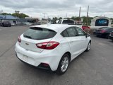 Used 2018 Chevrolet Cruze LT image 2