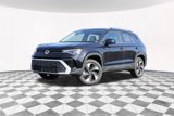 New 2025 Volkswagen Taos SE image 2