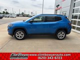 Used 2024 Jeep Compass Latitude w/ Convenience Group image 4