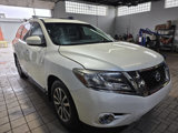 Used 2015 Nissan Pathfinder SL image 3