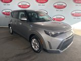 Used 2024 Kia Soul LX image 3
