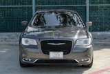 Used 2015 Chrysler 300 Limited w/ Driver Convenience Group image 5