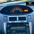 Used 2011 Toyota Yaris 4-Door Hatchback image 2