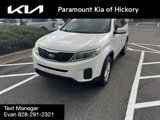 Used 2015 Kia Sorento LX image 2