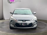 Used 2012 Hyundai Veloster w/ Style Pkg image 2