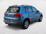 Used 2017 Volkswagen Tiguan S image 2