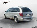 Used 2007 Chrysler Town & Country Touring image 5