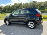 Used 2023 Hyundai Venue SE image 3