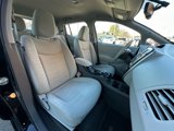 Used 2011 Nissan Leaf SV image 4