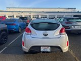 Used 2016 Hyundai Veloster image 3